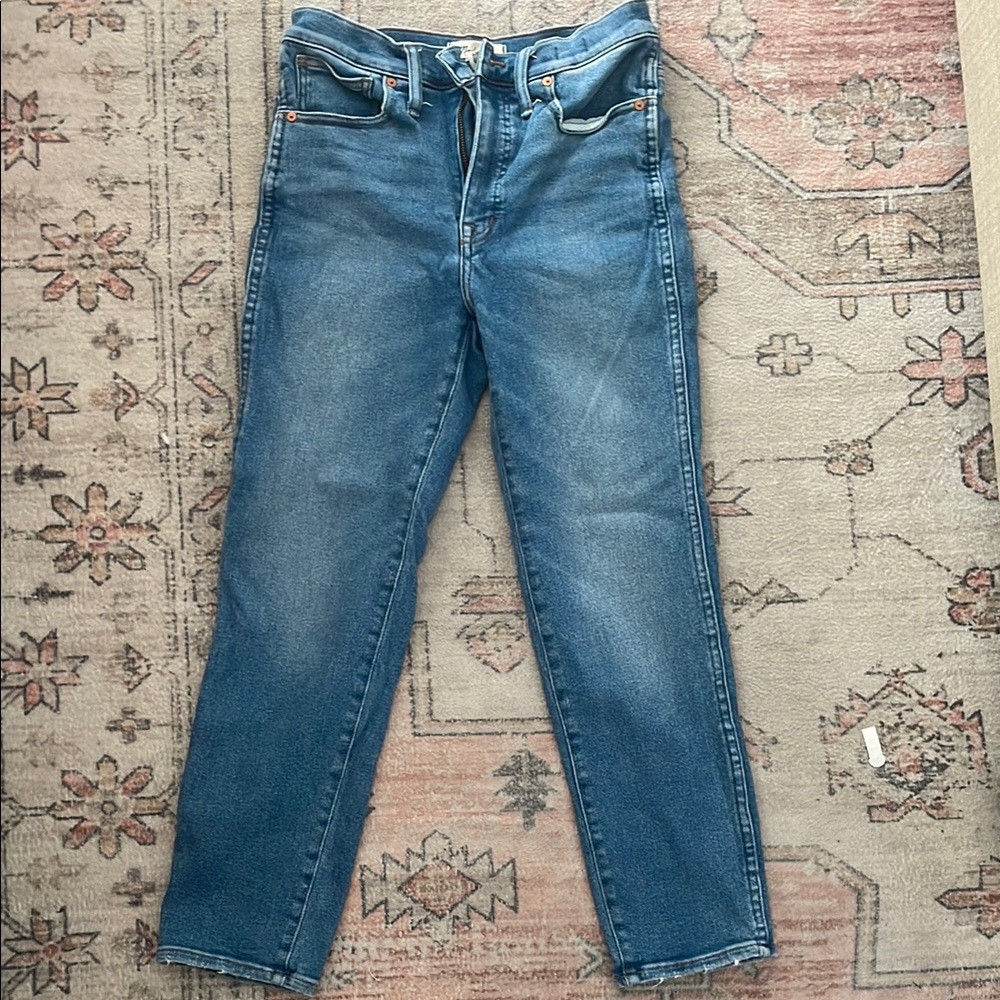 Madewell Blue Straight Leg Jeans Versatile Everyday Wear